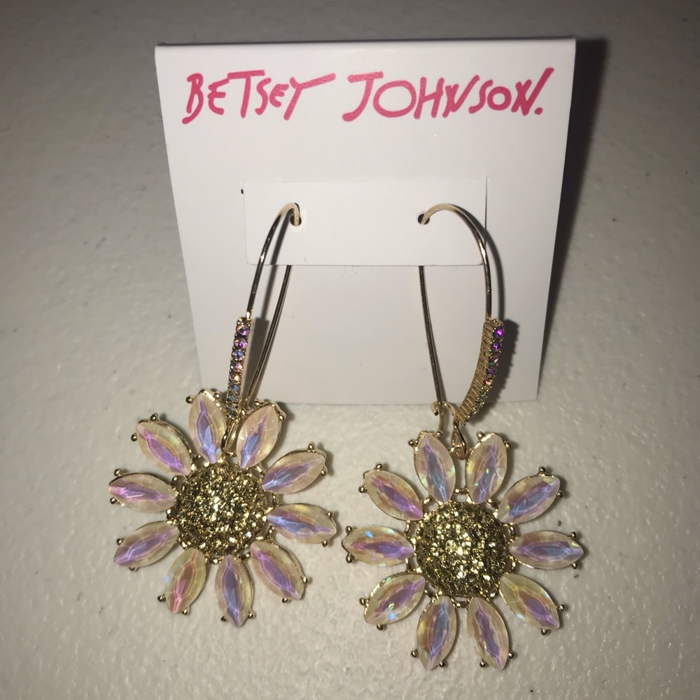 NWT-Auth. Betsey Johnson Earrings-10%OFF BUNDLES
